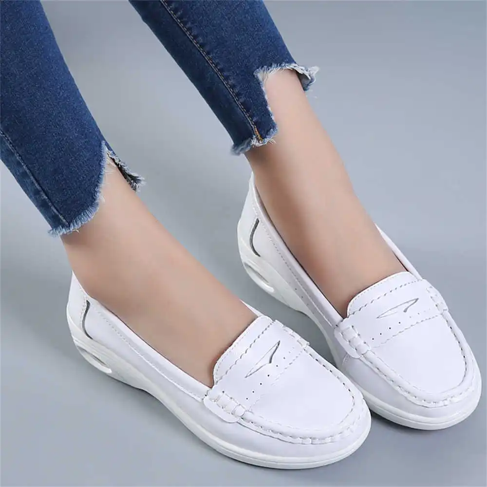 Zapatillas de deporte blancas  - Luxury Lifestyle Shorts reseña y precio