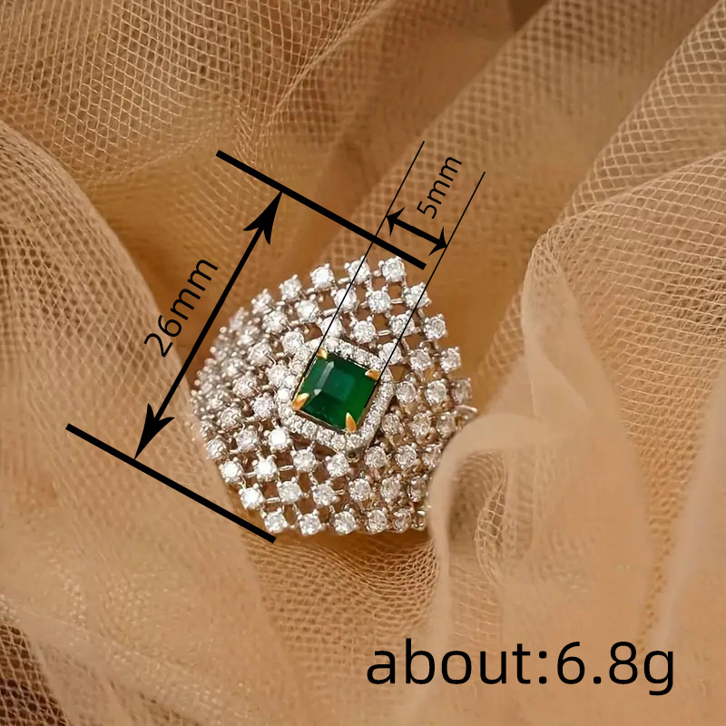 Nuevo Anillo de Zirconia con I - Luxury Lifestyle Magazine reseña y precio